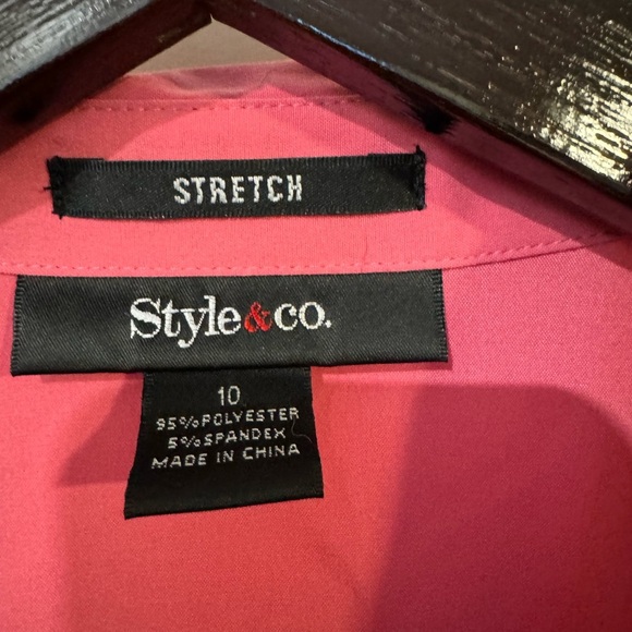 Style & Co blouse. Size 10. - Picture 3 of 4